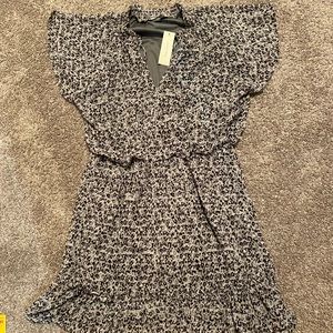 NWT Francesca’s Mini Ruffle Hem Flutter Sleeve Animal Print Dress Size Large